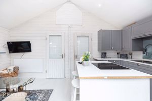 Photo 31- click for photo gallery